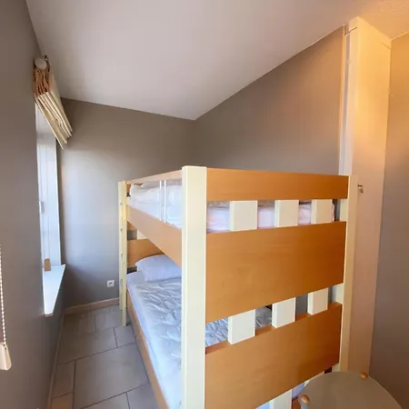 In With Ocean Views, Cleaning Included Apartment Nieuwpoort