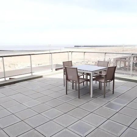 In With Ocean Views, Cleaning Included